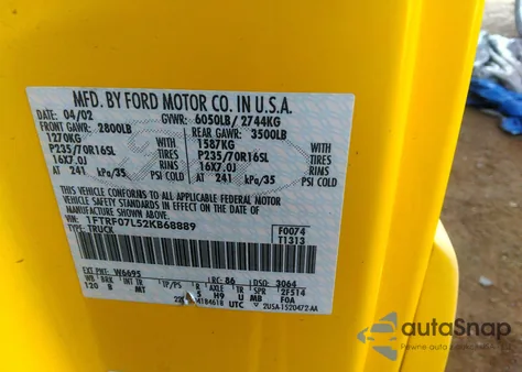 2002 Ford F-150 Xl/Xlt z USA, uszkodzony, nr VIN 1FTRF07L52KB68889